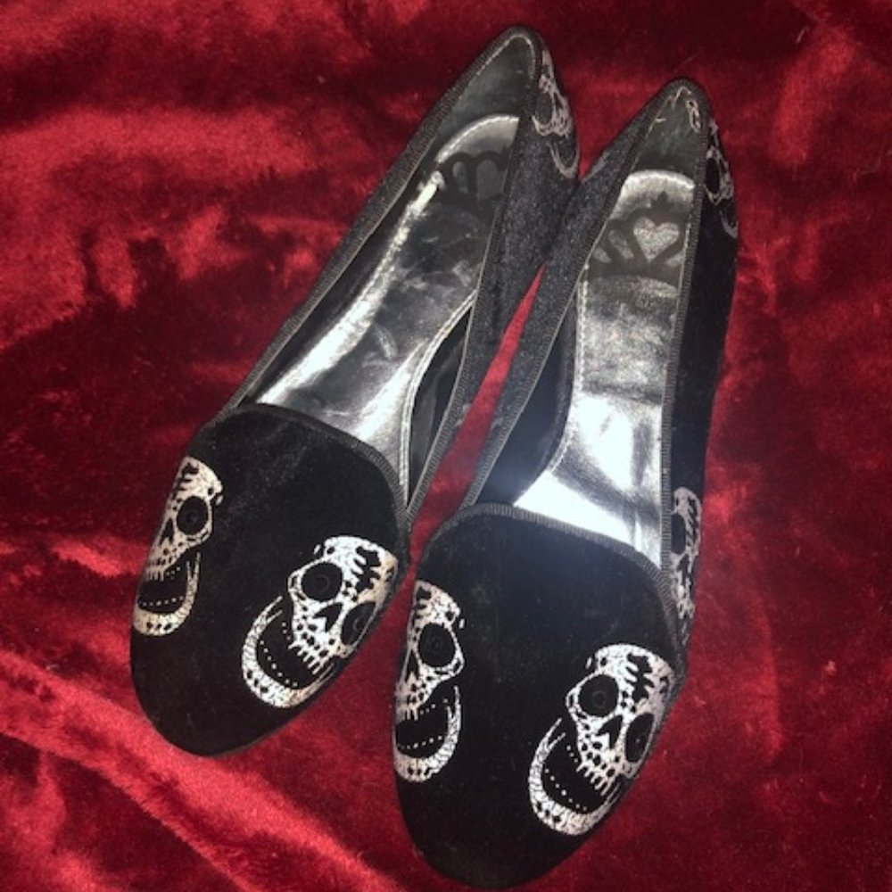 Fergie Black Velvet Skulls Flats Shoes